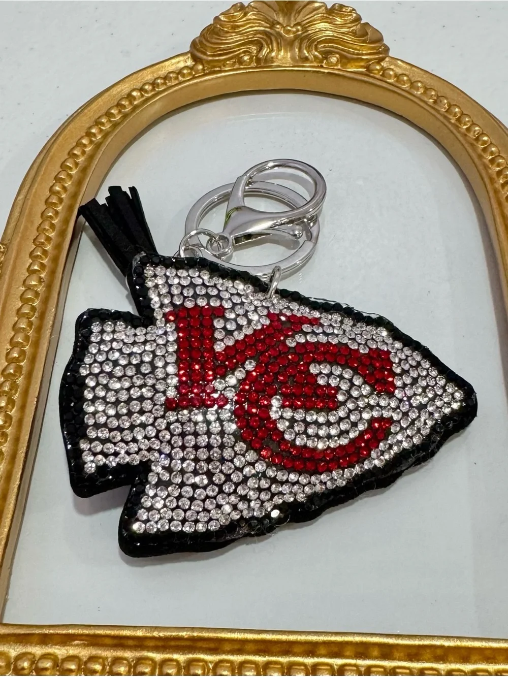 New KC Arrowhead Crystal Keychain